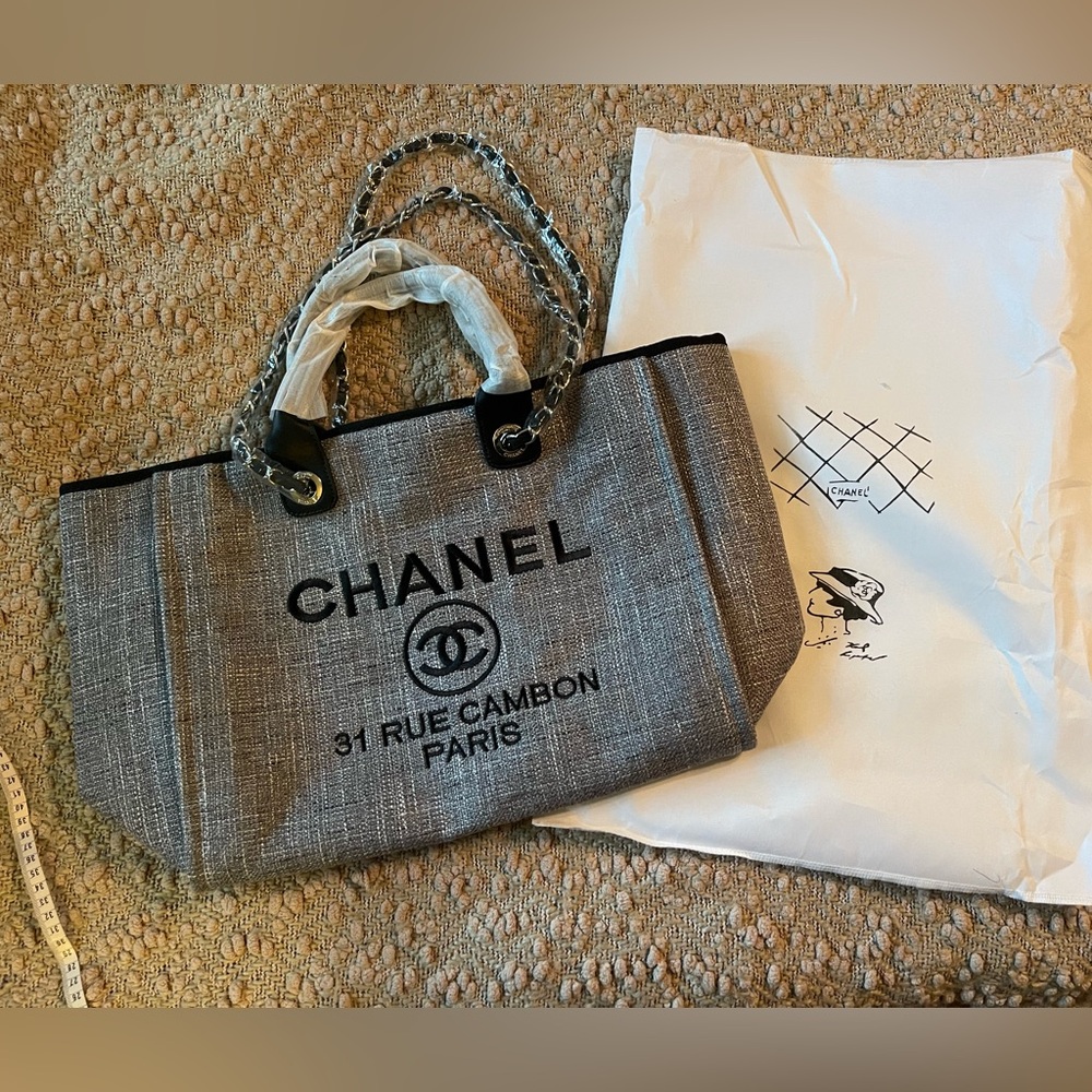 DH Gate Tote Bag
